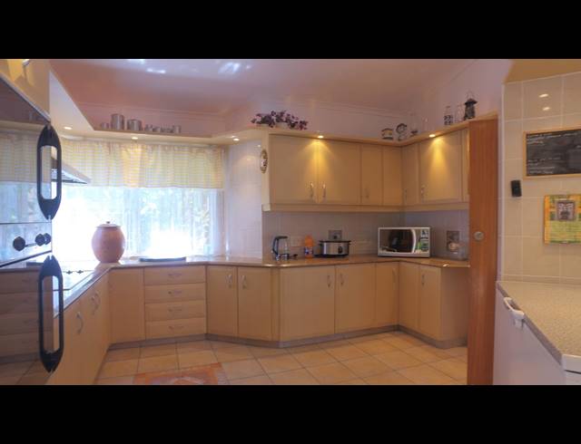 4 BEDROOM FREESTANDING SOLD IN DAWNCLIFFE